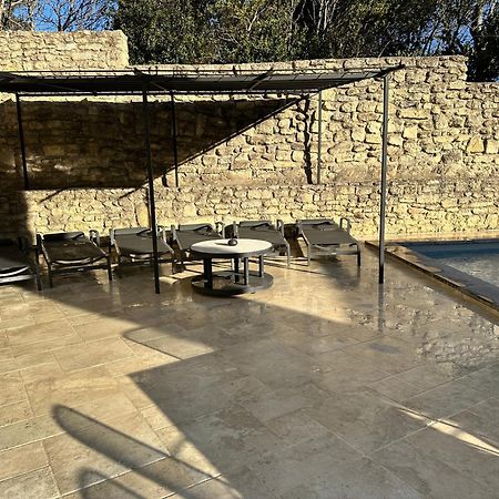 Appartement Avec Piscine Privee Dans Residence Pour 6 Personnes Юзес Экстерьер фото