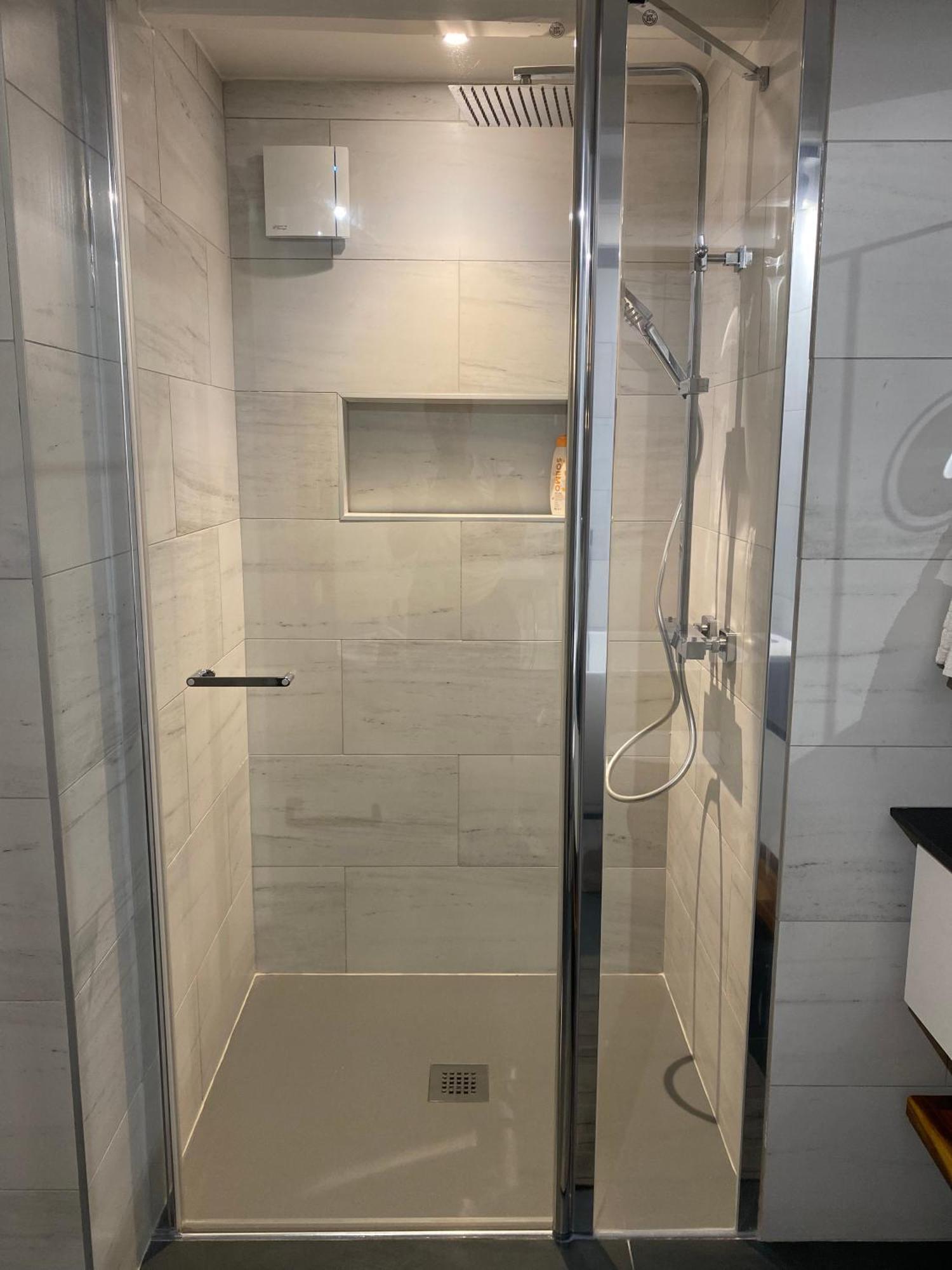 Appartement Avec Piscine Privee Dans Residence Pour 6 Personnes Юзес Экстерьер фото
