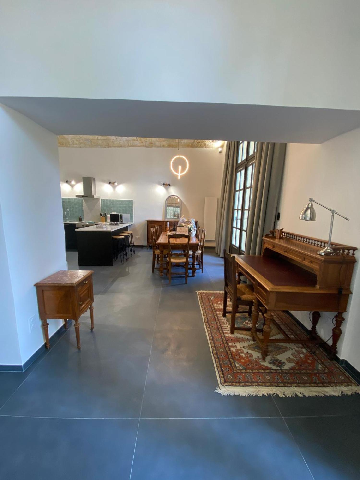 Appartement Avec Piscine Privee Dans Residence Pour 6 Personnes Юзес Экстерьер фото