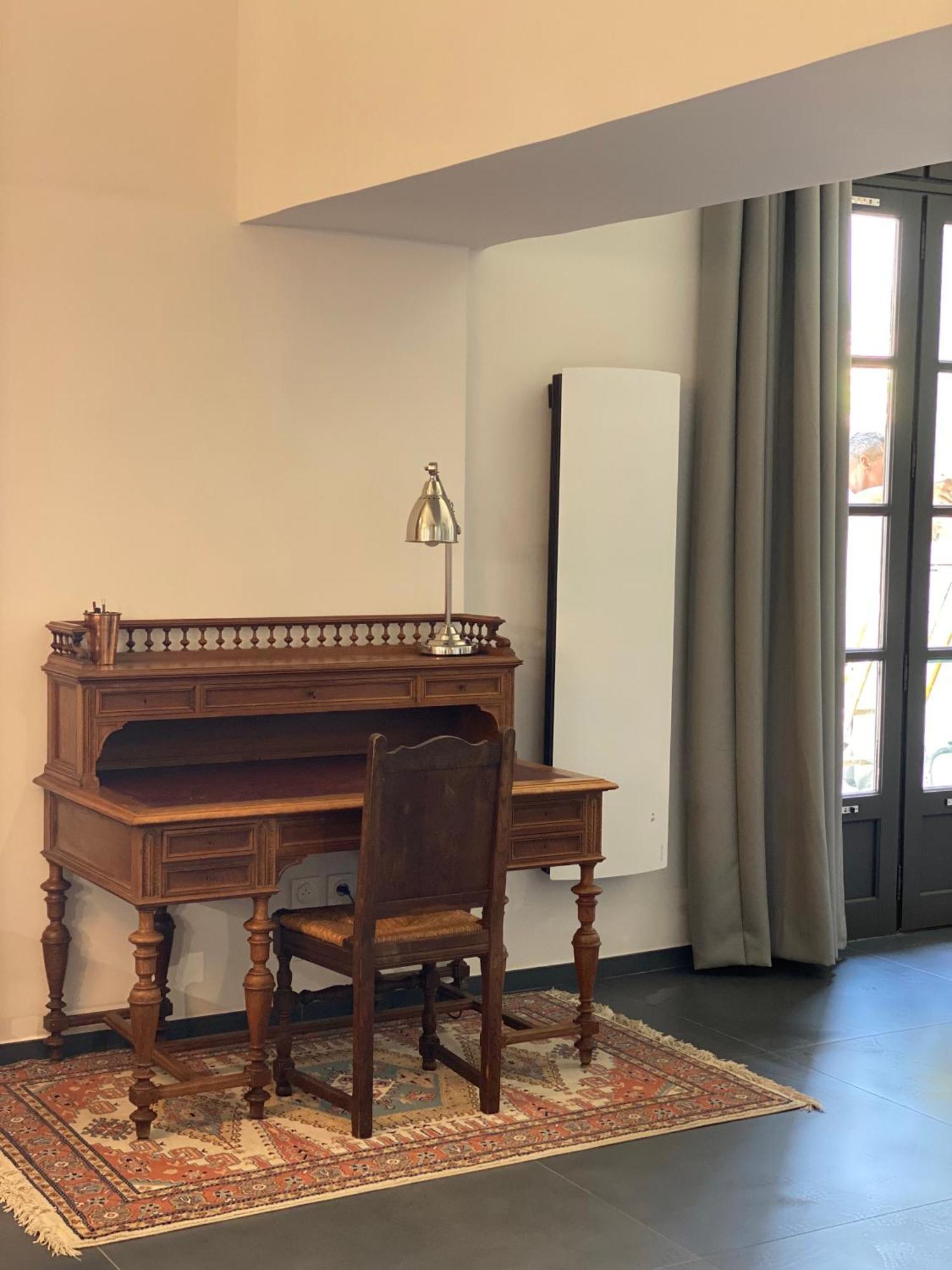 Appartement Avec Piscine Privee Dans Residence Pour 6 Personnes Юзес Экстерьер фото