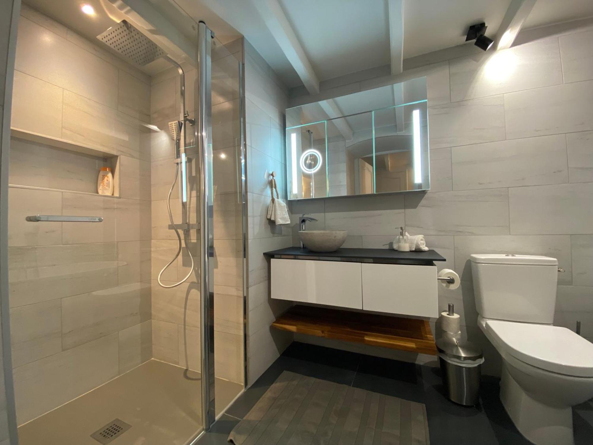 Appartement Avec Piscine Privee Dans Residence Pour 6 Personnes Юзес Экстерьер фото