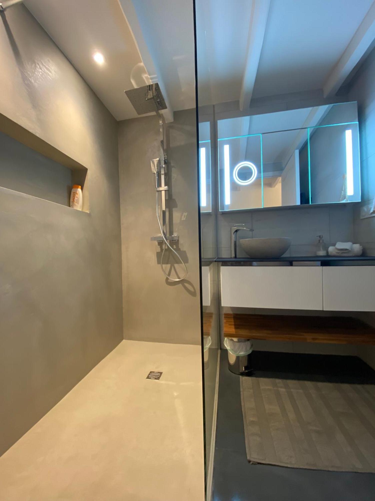 Appartement Avec Piscine Privee Dans Residence Pour 6 Personnes Юзес Экстерьер фото
