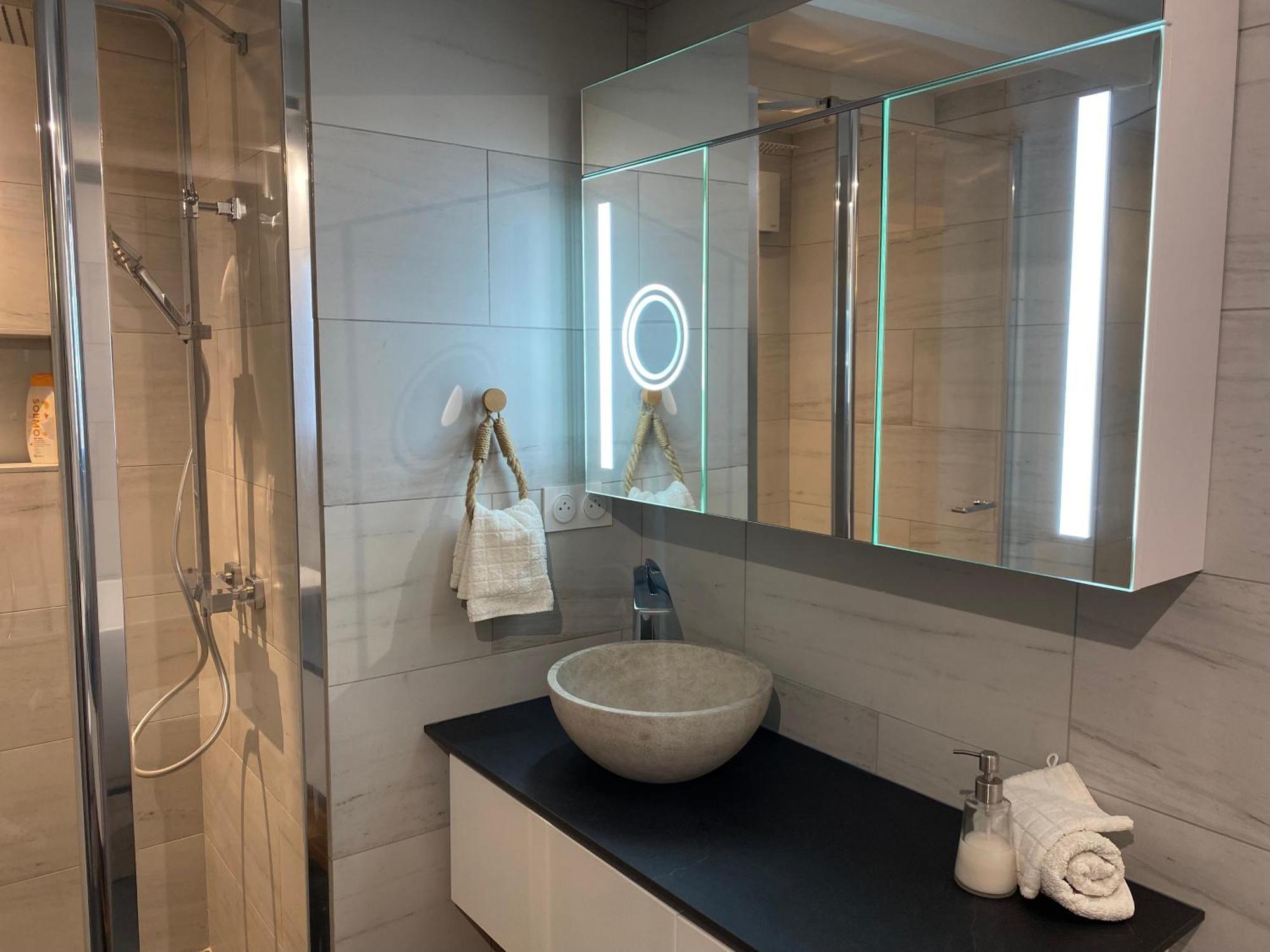 Appartement Avec Piscine Privee Dans Residence Pour 6 Personnes Юзес Экстерьер фото